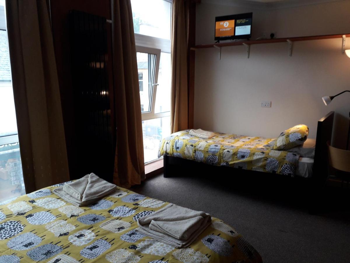 Hotel Ossians Fort William Exterior foto